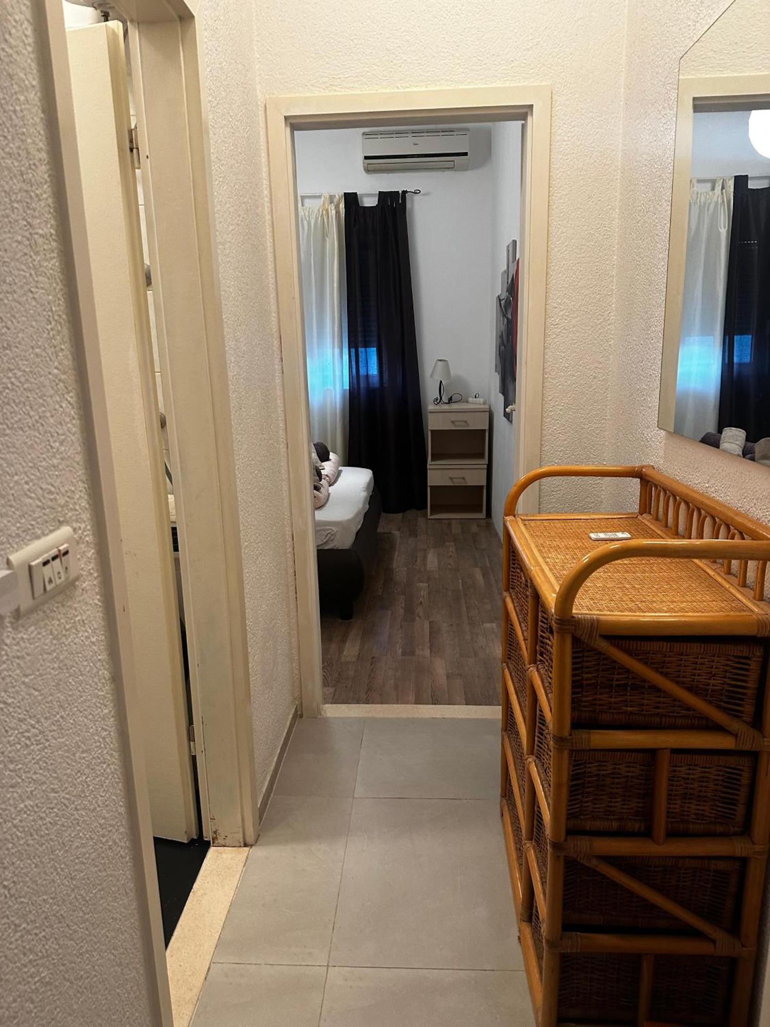 Leona Apartment โตรกีร์ ภายนอก รูปภาพ